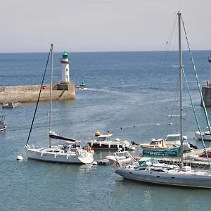 hotel-atlantique-le-palais.inbrittany.com/