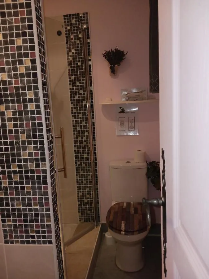 Vents D'Anges Bed & Breakfast Sainte-Cecile-les-Vignes