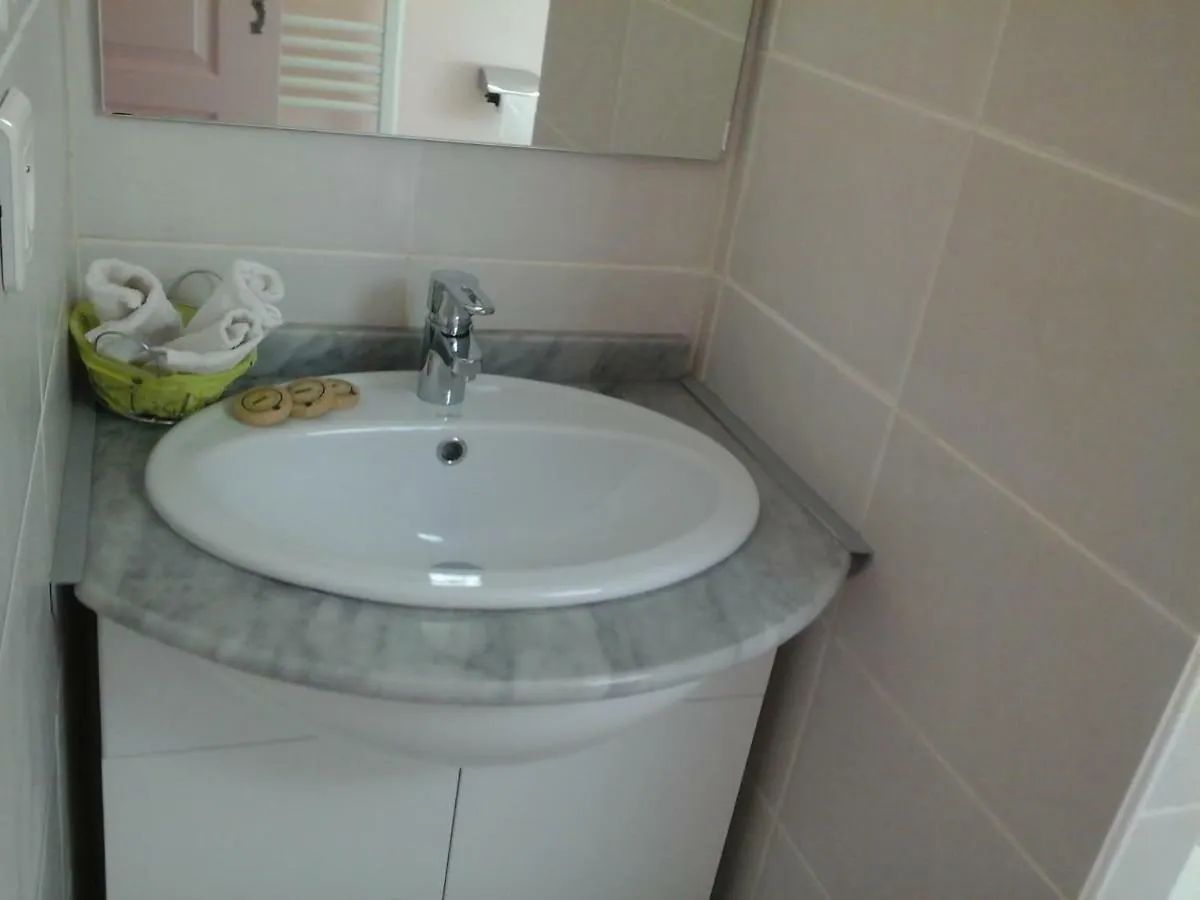 Vents D'Anges Bed & Breakfast Sainte-Cecile-les-Vignes 4*,  France