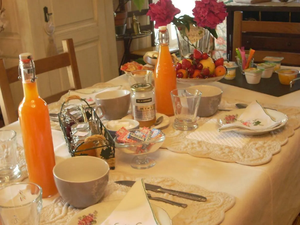 ****  Vents D'Anges Bed & Breakfast Sainte-Cecile-les-Vignes France